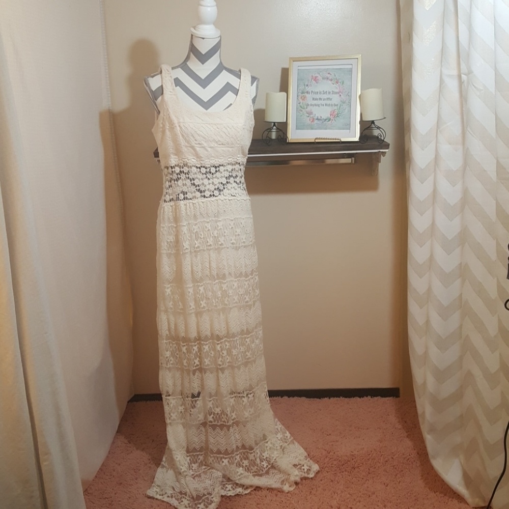 4/$25💎Lace dress💎